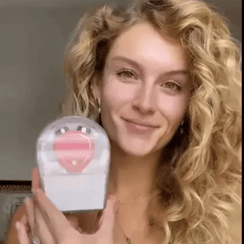 MASAJEADOR FACIAL CON MICROCORRIENTE